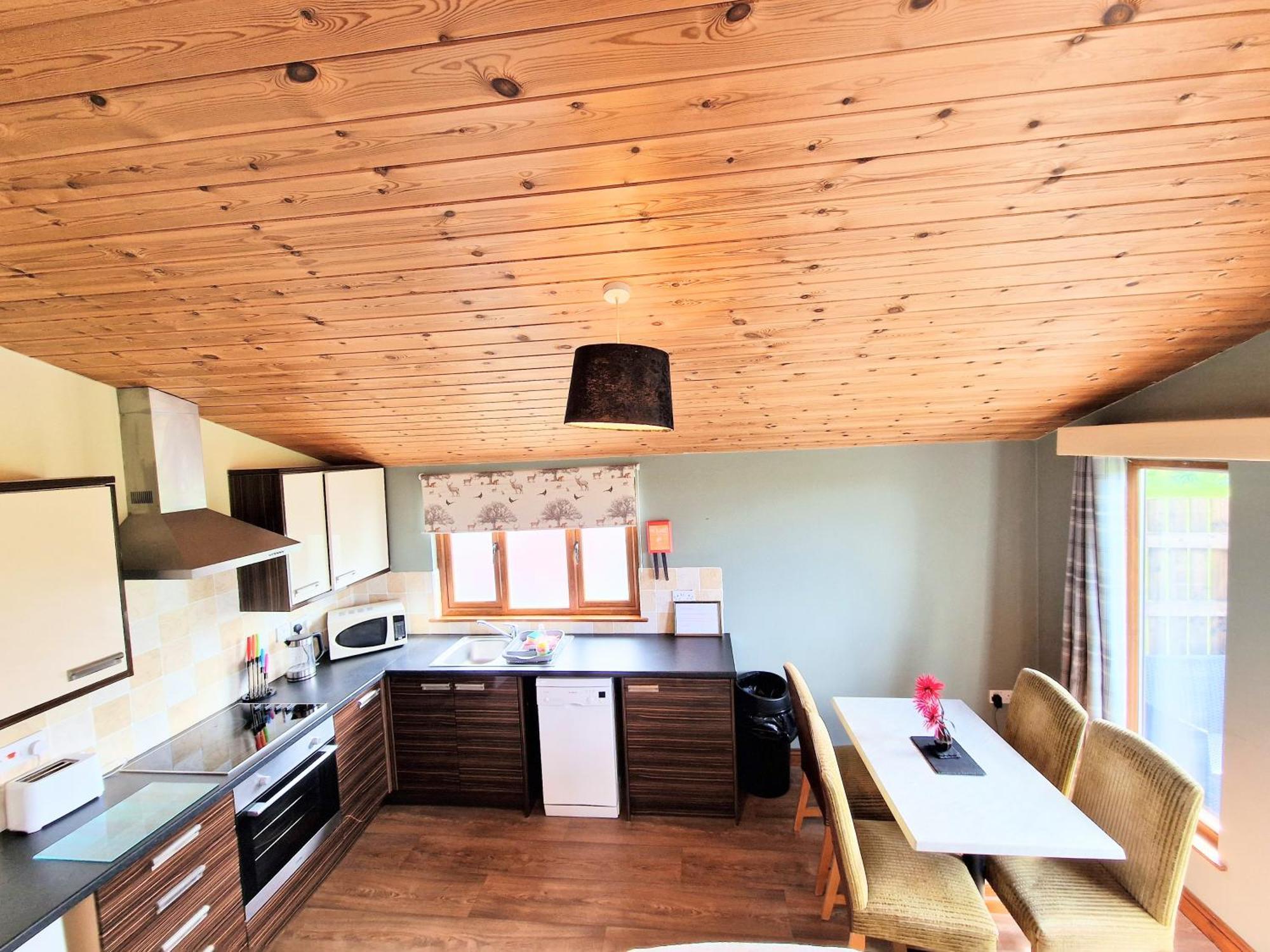 Lomond 2 With Private Hot Tub - Fife - Loch Leven - Lomond Hills Villa Kelty Luaran gambar
