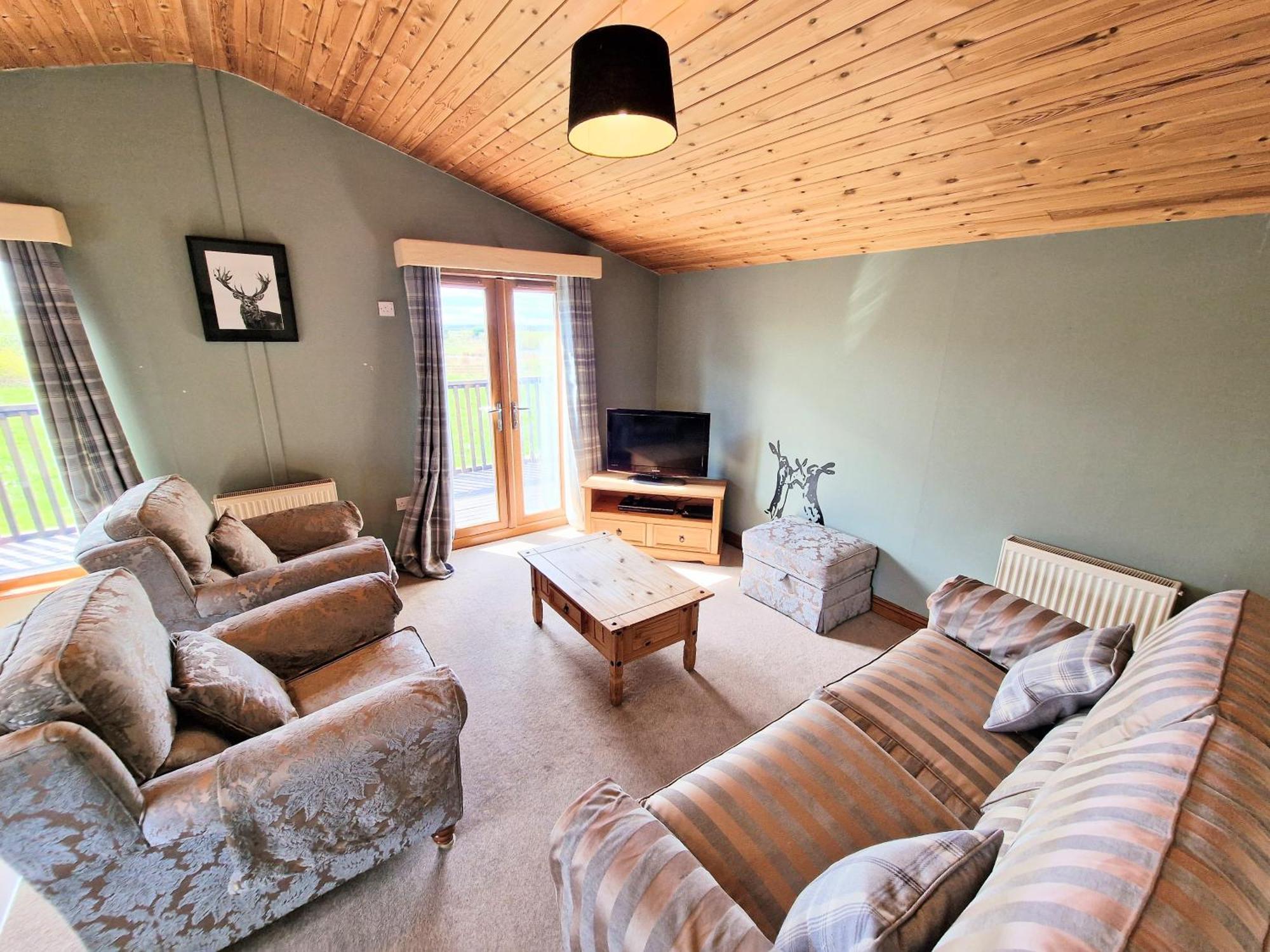 Lomond 2 With Private Hot Tub - Fife - Loch Leven - Lomond Hills Villa Kelty Luaran gambar