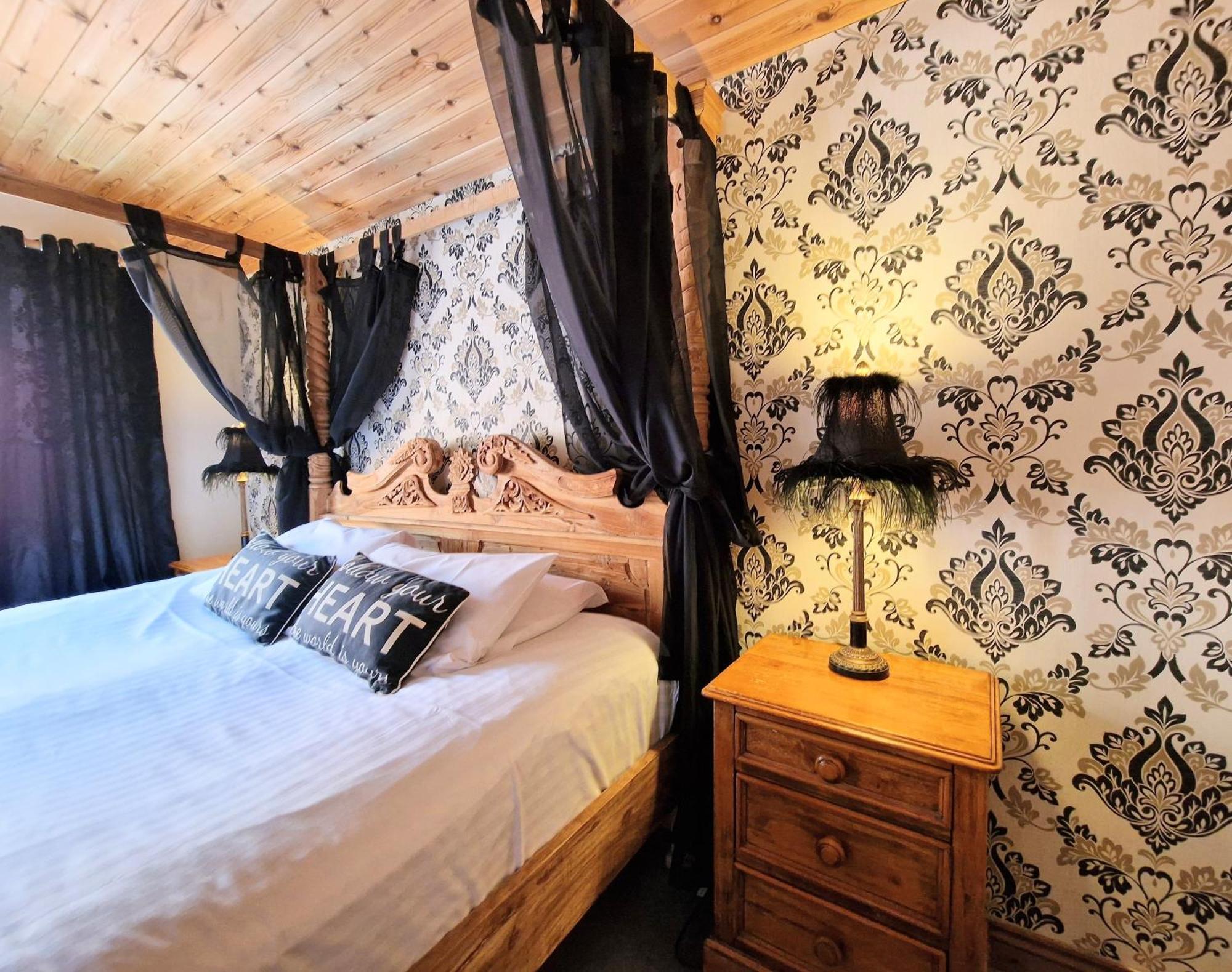 Lomond 2 With Private Hot Tub - Fife - Loch Leven - Lomond Hills Villa Kelty Luaran gambar